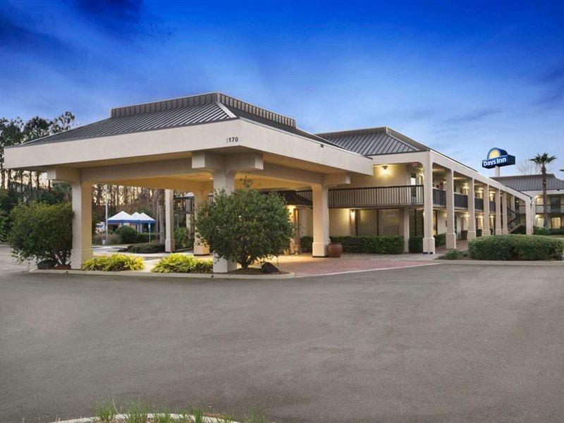 Days Inn By Wyndham Jacksonville Airport Exterior photo