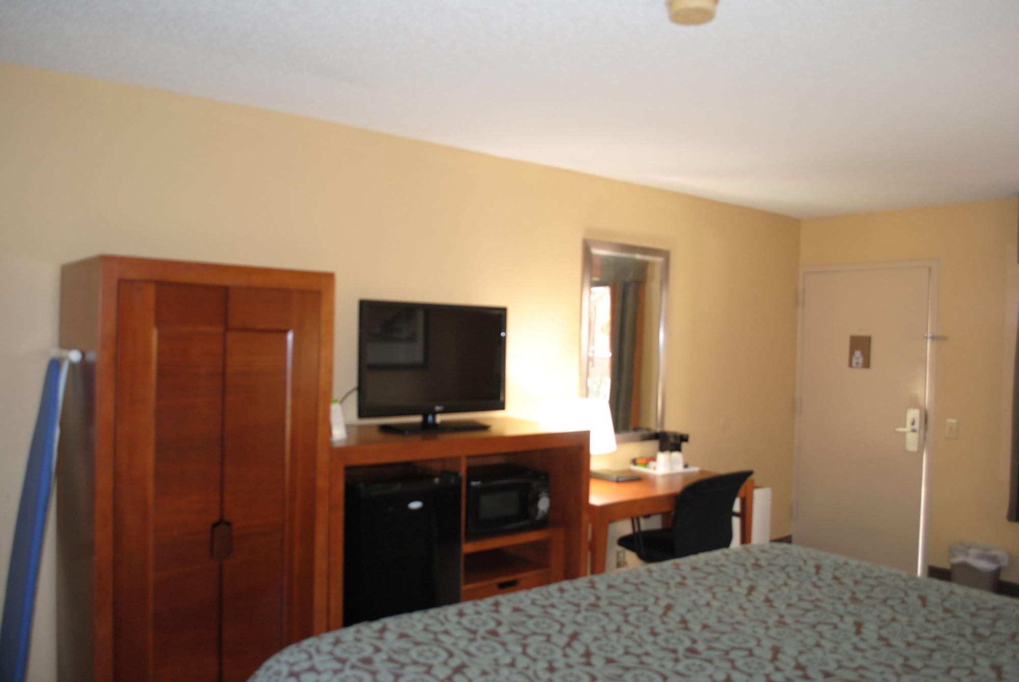 Days Inn By Wyndham Jacksonville Airport Exterior photo