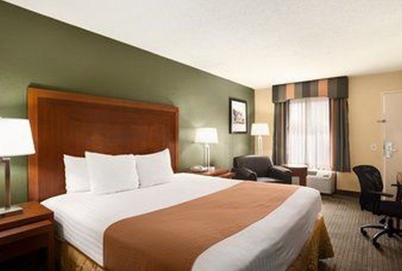 Days Inn By Wyndham Jacksonville Airport Exterior photo